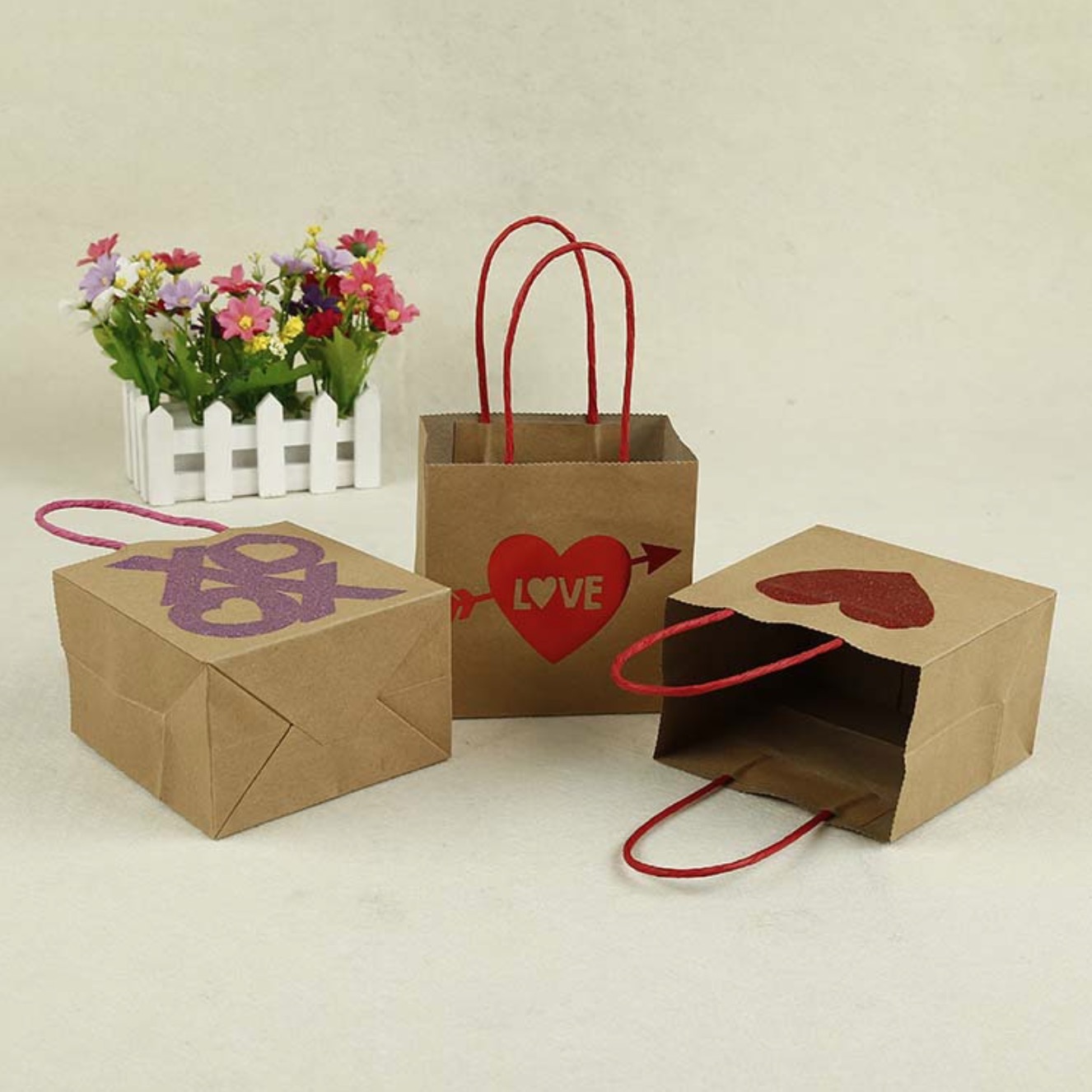 Golden Cardboard Chocolate Gift Bags Nice Gift Box
