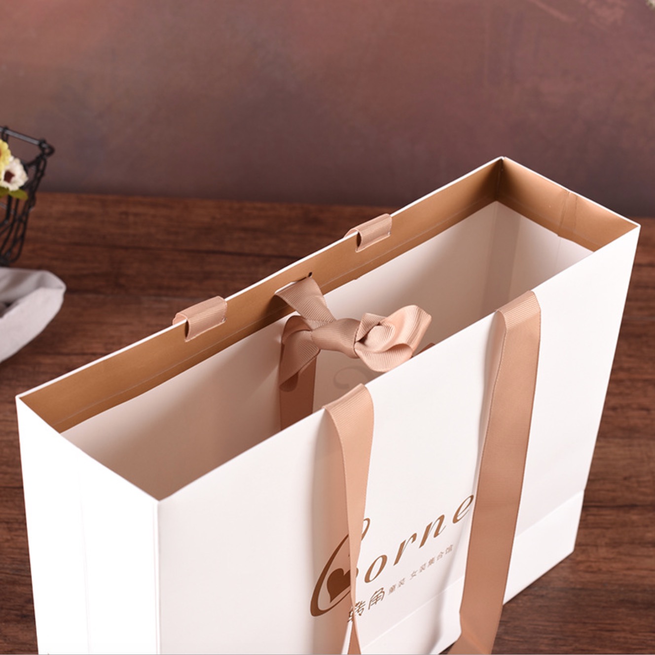 Nice Gift Box And Bag Supplier Since 2008.