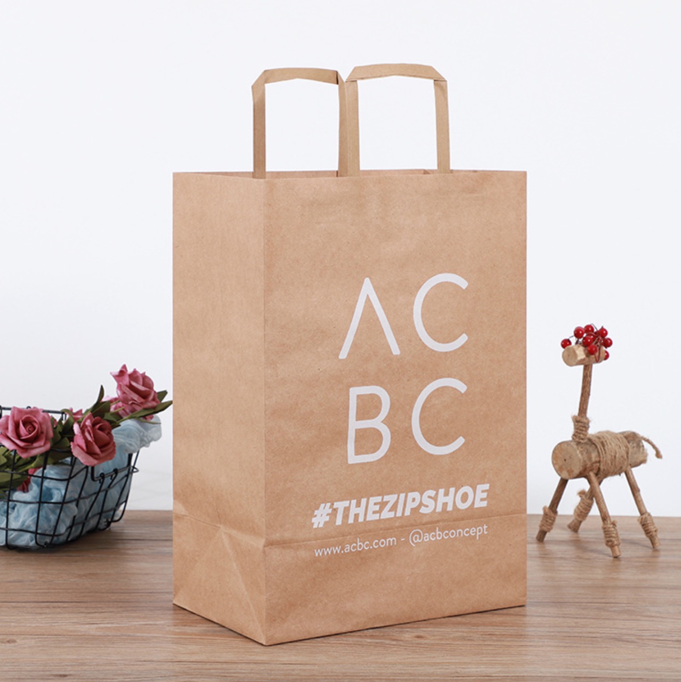 Ecofriendly Paper Bag, Kraft Paper Bag For Shoe Nice Gift Box