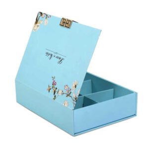 How to match the jewelry box with other gifts?
